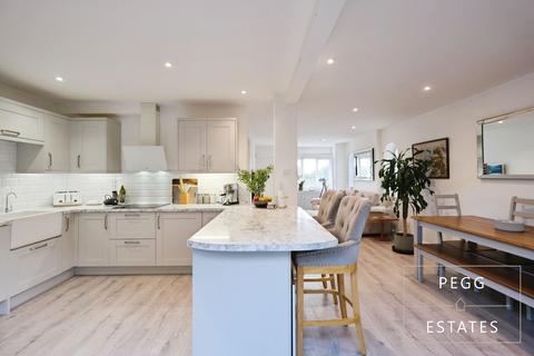 4 bedroom detached house for sale, Mulberry Close, Paignton