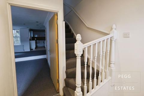 2 bedroom end of terrace house for sale, Waterloo Road, Torquay