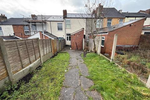 2 bedroom terraced house to rent, Dudley DY1