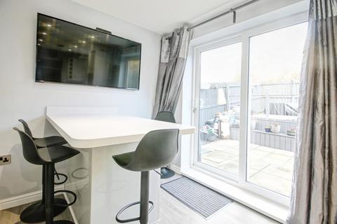 3 bedroom semi-detached house for sale, Lockwood Avenue, Birtley, Chester Le Street, DH3