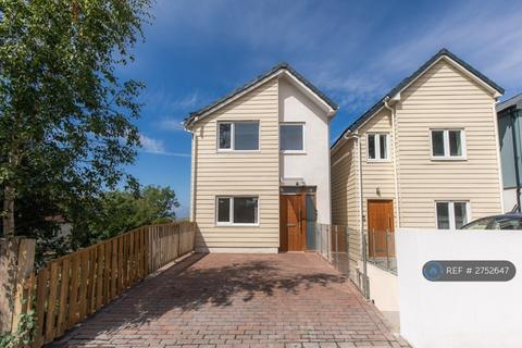 5 bedroom detached house to rent, Bevendean Road, Brighton, BN2