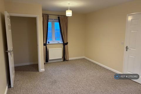 2 bedroom flat to rent, Russell Walk, Exeter, EX2