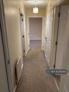 2 bedroom flat to rent, Russell Walk, Exeter, EX2