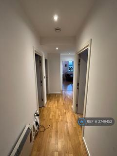 1 bedroom in a flat share to rent, Fieldgate Street, London, E1