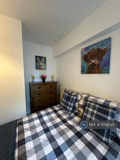 undefined, County Road, Swindon, SN1