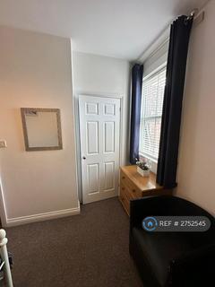 undefined, County Road, Swindon, SN1