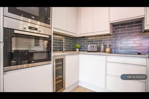 4 bedroom detached house to rent, King Street, Lancaster, LA1