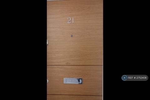 2 bedroom flat to rent, Kensington House, West Drayton, UB7