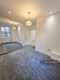 2 bedroom flat to rent, Perham Road, London, W14