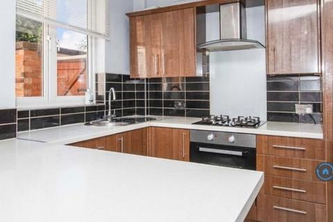 3 bedroom terraced house to rent, Percy Road, Leicester, LE2