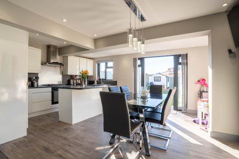 3 bedroom end of terrace house for sale, Rochester Road, Gravesend, Kent, DA12 2HZ