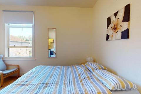 Flat share to rent, Cranhurst Road