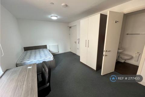 Studio to rent, Pearl Works, Sheffield, S1
