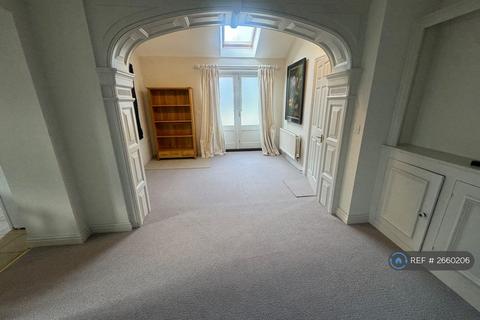 2 bedroom detached house to rent, Abbey Foregate, Shrewsbury, SY2