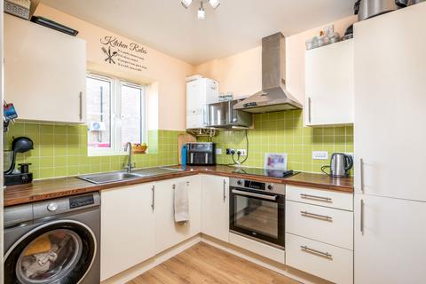 undefined, Stockbridge Close, Shefford SG17