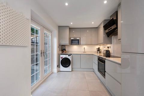 3 bedroom semi-detached house for sale, Wickenden Road, Sevenoaks, TN13