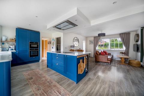 4 bedroom detached house for sale, Clyst St. Mary, Exeter EX5