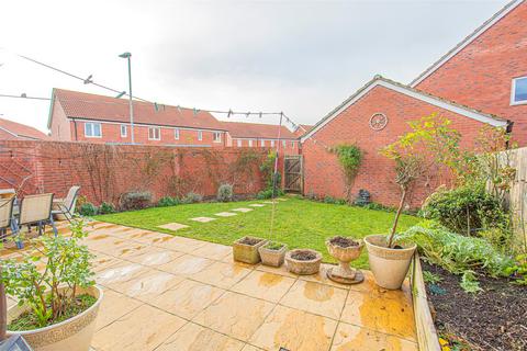 3 bedroom detached house for sale, Bicknell Drive, Huish Episcopi, Langport, Somerset