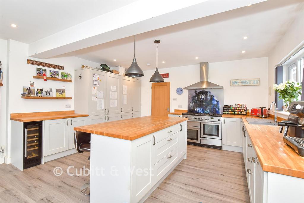 Kitchen/Dining/Family Room