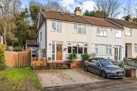 4 bedroom semi-detached house for sale, Johns Walk, Whyteleafe, CR3