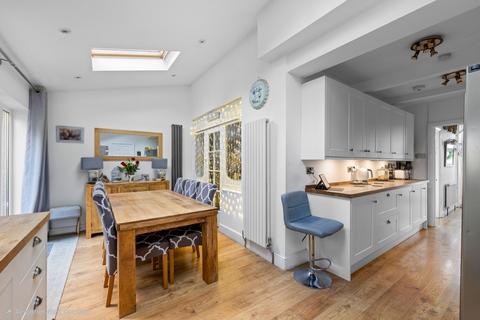 4 bedroom semi-detached house for sale, Johns Walk, Whyteleafe, CR3