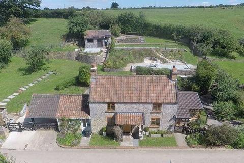 2 bedroom detached house for sale, Canada Coombe, Hutton