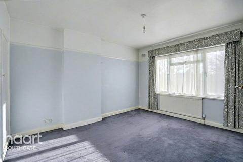 3 bedroom semi-detached house for sale, Chaseville Park Road, London