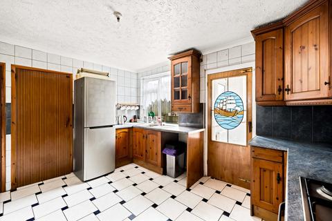3 bedroom terraced house for sale, Northbourne Avenue, Dover, CT17