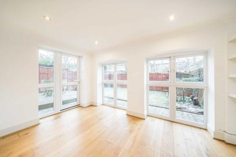 3 bedroom flat for sale, Palace Road, London SW2