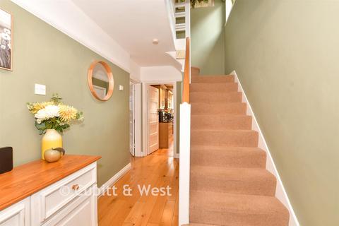 3 bedroom detached house for sale, Orpin Road, Merstham RH1