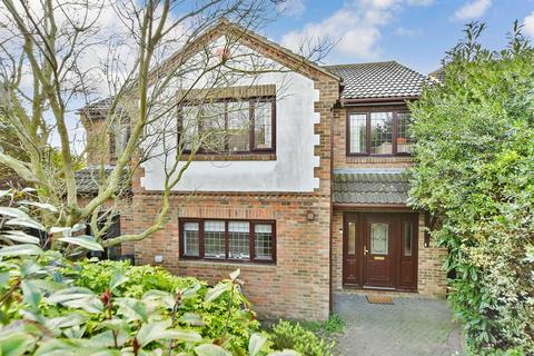 4 bedroom detached house for sale, Wards Hill Road, Minster On Sea, Sheerness, Kent