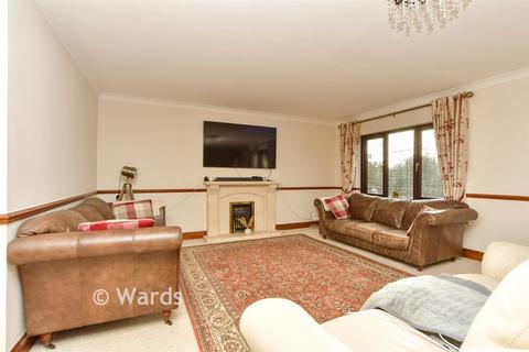 4 bedroom detached house for sale, Wards Hill Road, Minster On Sea, Sheerness, Kent