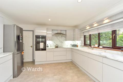 4 bedroom detached house for sale, Wards Hill Road, Sheerness ME12