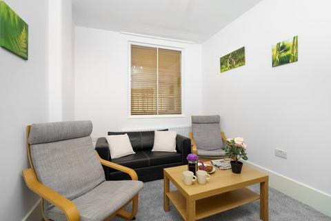 2 bedroom flat for sale, Jessel House, Judd Street, London, WC1H