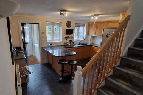3 bedroom detached house for sale, Benedictine Gate, Waltham Cross, EN8