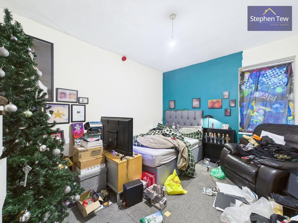 Flat 3 - Bedsit