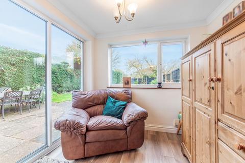 3 bedroom semi-detached house for sale, Beech Tree Close, Kingswinford, DY6