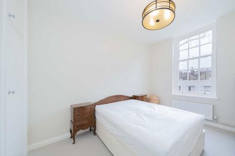 3 bedroom flat to rent, Holland Street, London W8