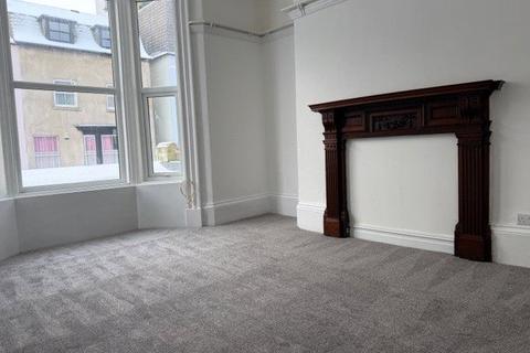 2 bedroom apartment to rent, South Street, Scarborough, North Yorkshire, YO11