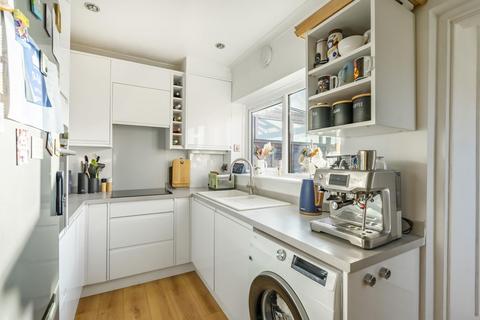 2 bedroom semi-detached house for sale, Langholme Drive, York