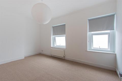2 bedroom terraced house to rent, Glamorgan Street, Cardiff CF5