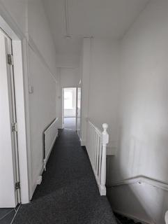 2 bedroom apartment to rent, Grove Road, Stoke-On-Trent
