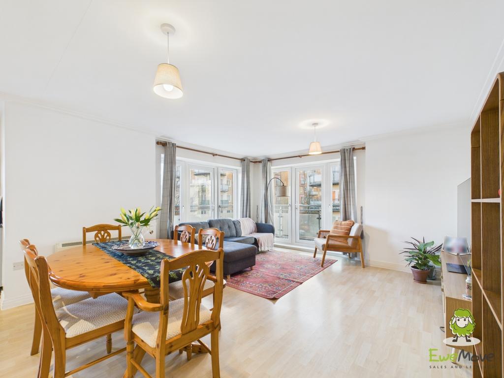 Ewe Move Basingstoke Winterthur Way Living Area