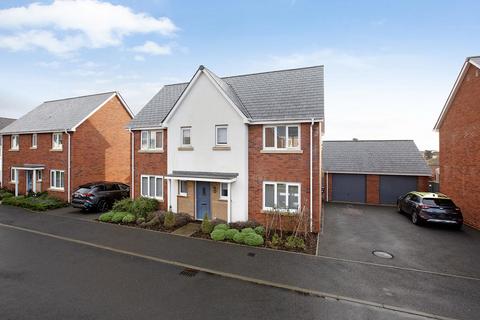 4 bedroom detached house for sale, St. Georges Lane, Holcombe, EX7