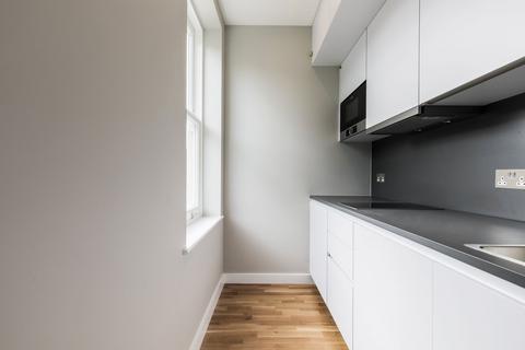 Studio to rent, Flat 5 5 Howard Road
