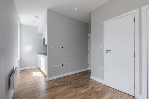 Studio to rent, Flat 5 5 Howard Road
