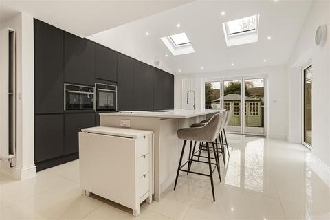 4 bedroom semi-detached house for sale, Church Field, Saffron Walden CB11