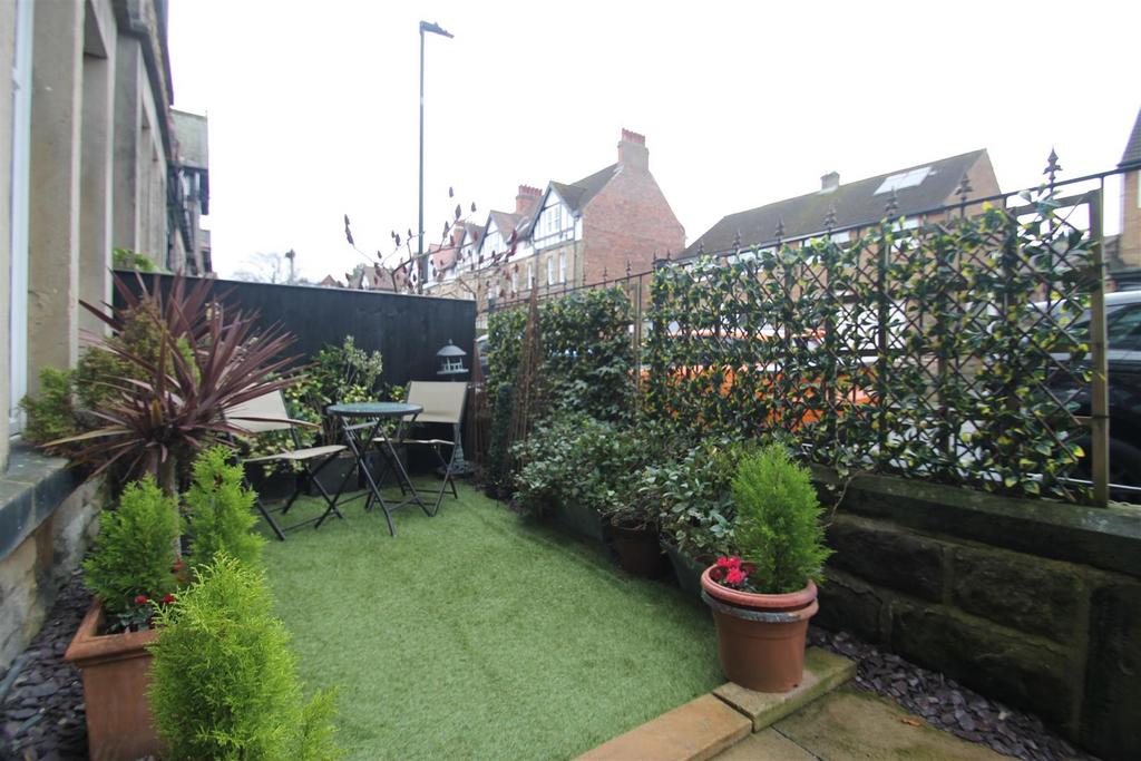 Front garden 2.JPG