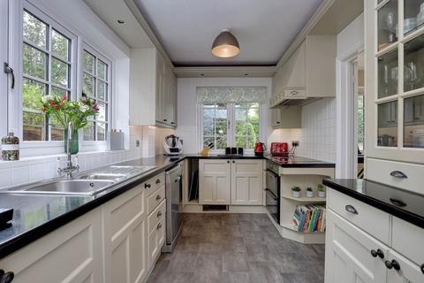 3 bedroom detached house for sale, Grosvenor Road, Caversham, Reading