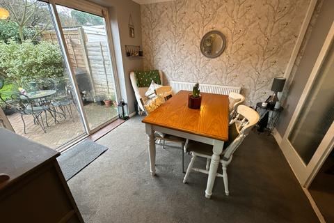 3 bedroom semi-detached house for sale, Sandringham Avenue, Stapenhill, Burton-on-Trent, DE15